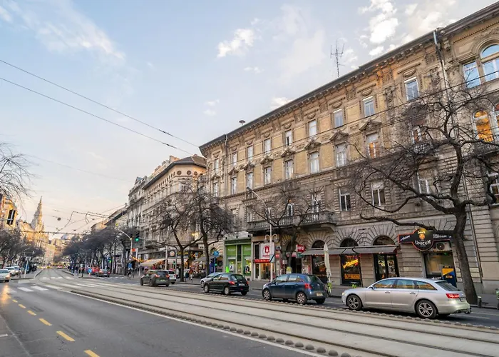 Cosy Corner - Erzsebet Blvd